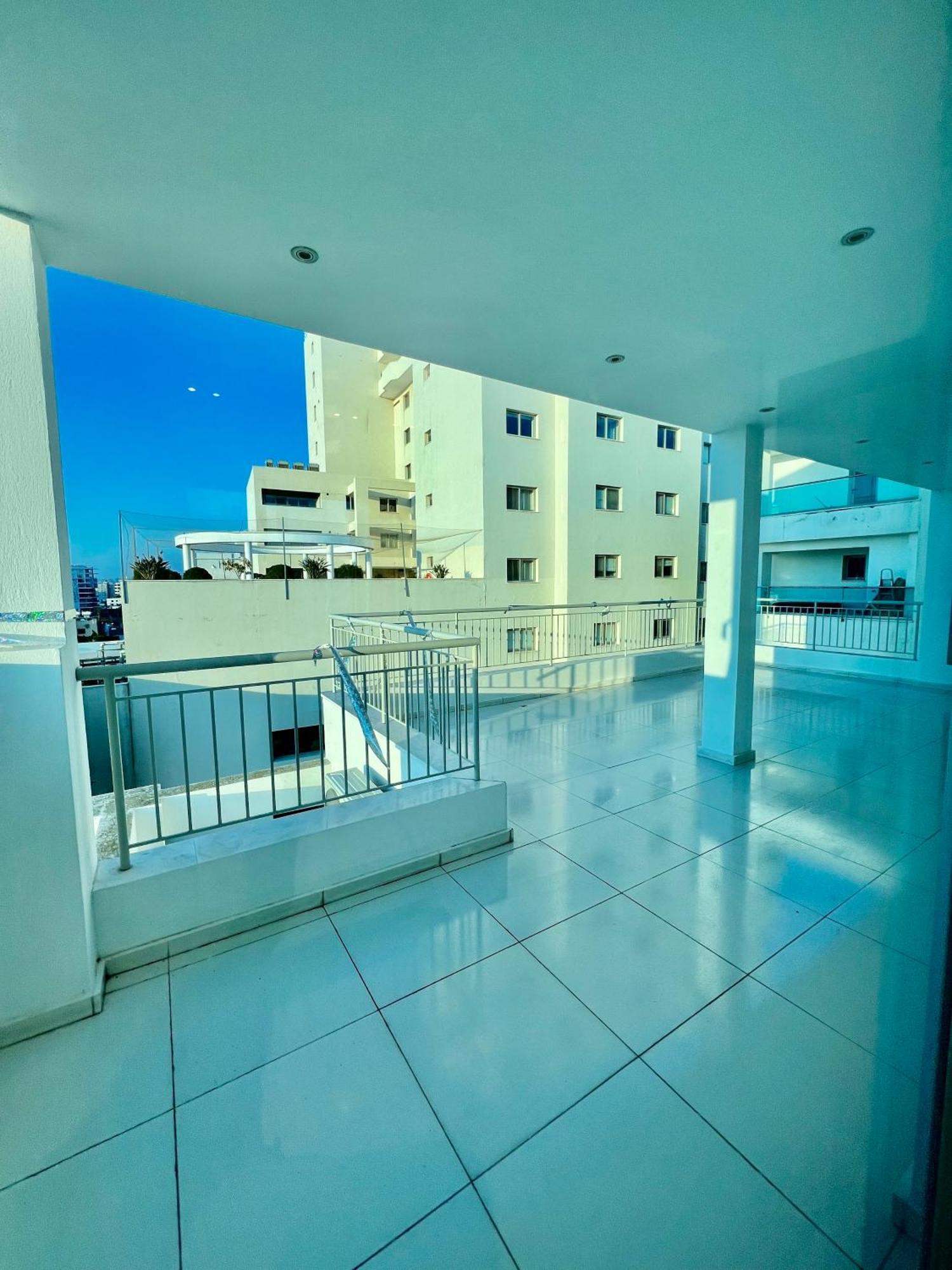 Aphrodite Plaza Larnaka Zimmer foto