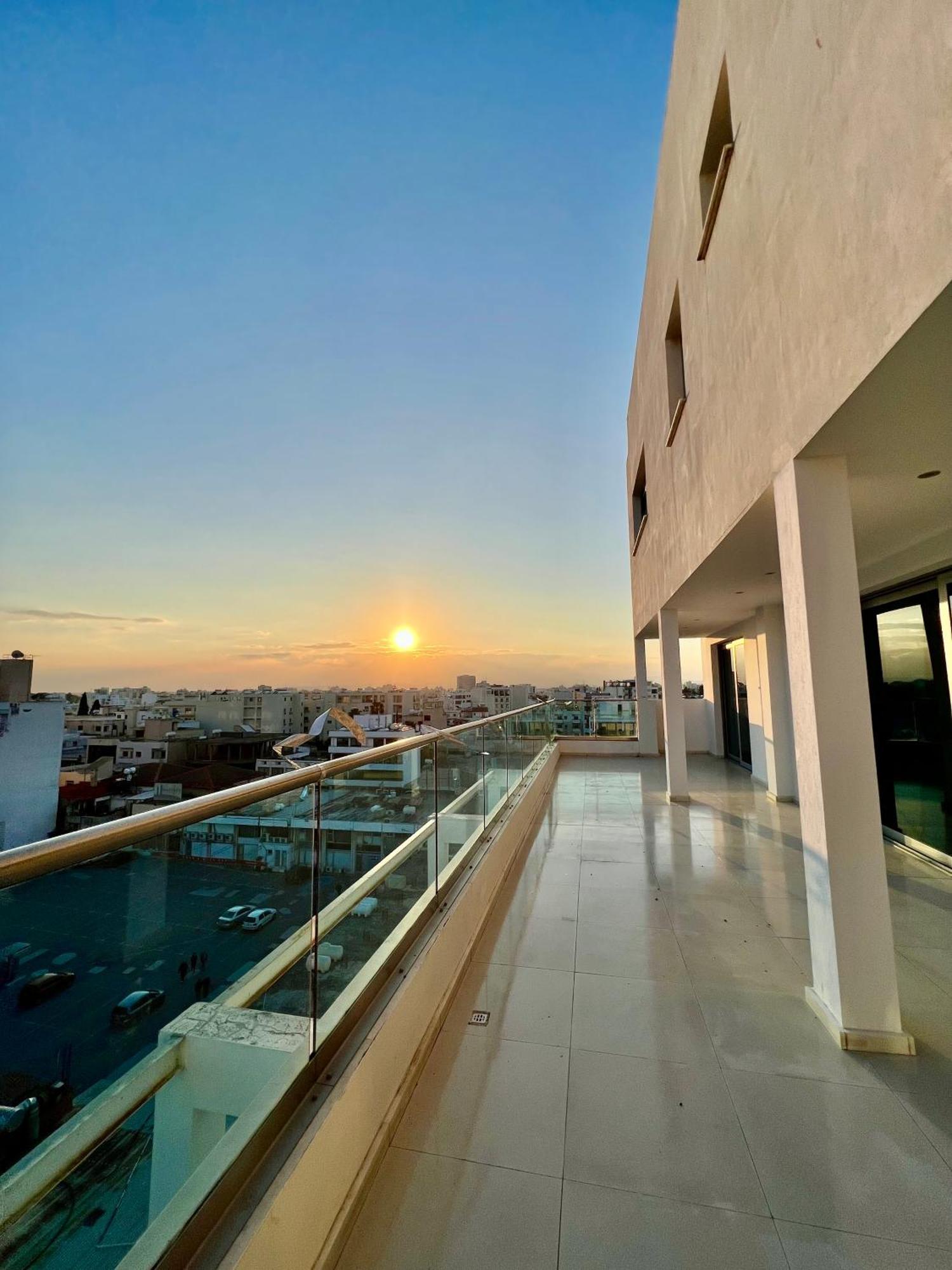 Aphrodite Plaza Larnaka Zimmer foto